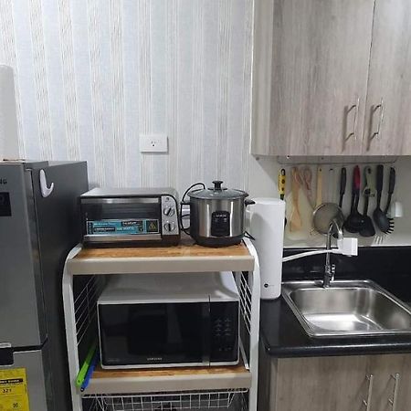Schoenes Apartment Mit Pool-Nutzung マニラ市 エクステリア 写真
