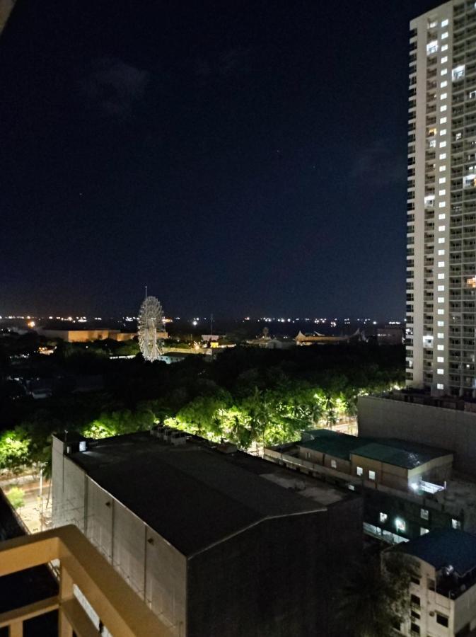 Schoenes Apartment Mit Pool-Nutzung マニラ市 エクステリア 写真