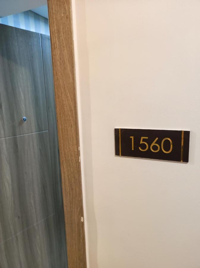 Schoenes Apartment Mit Pool-Nutzung マニラ市 エクステリア 写真