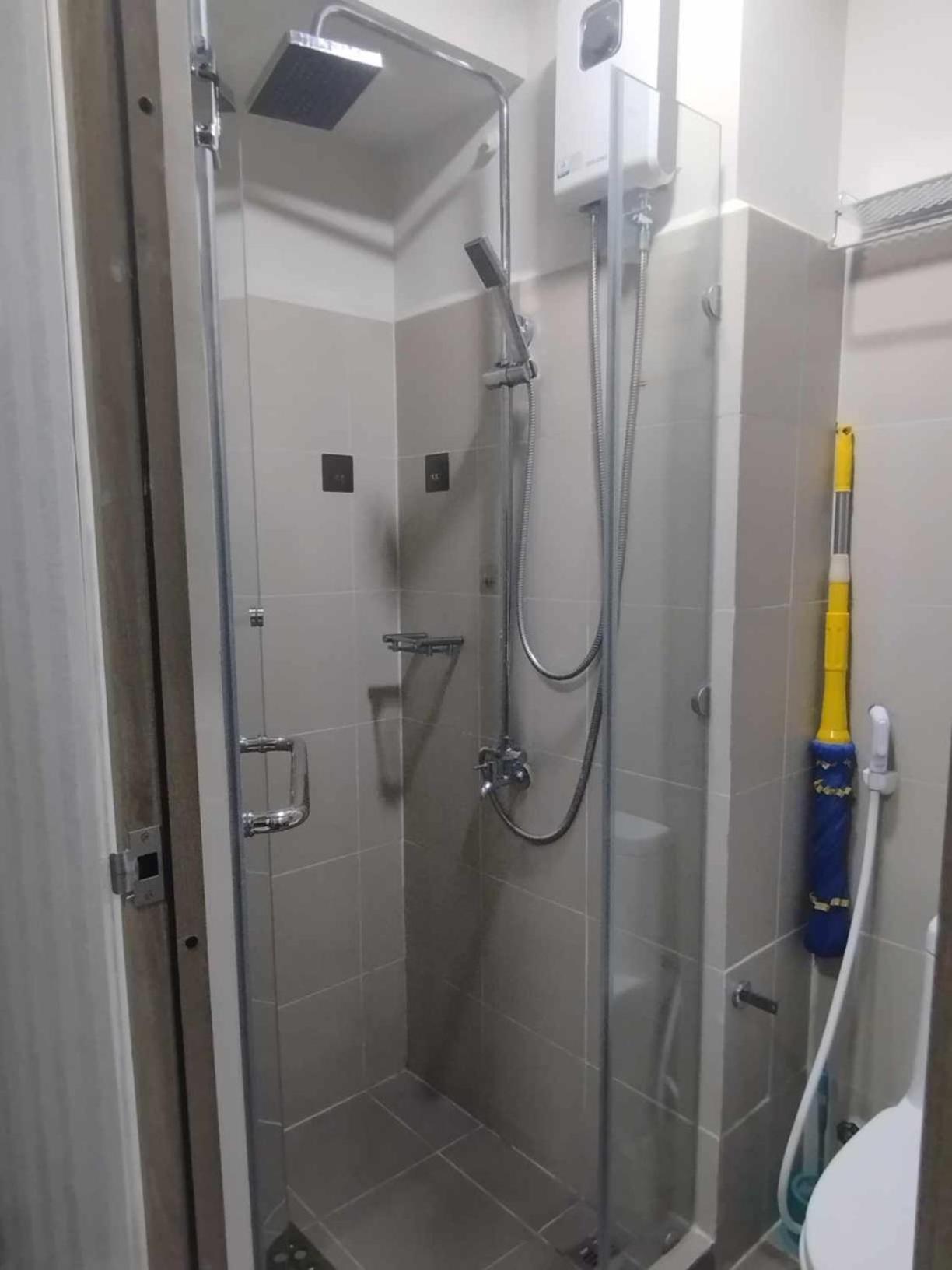 Schoenes Apartment Mit Pool-Nutzung マニラ市 エクステリア 写真